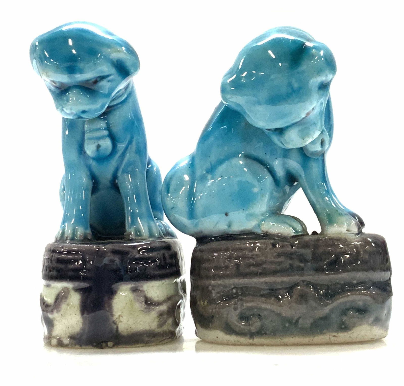 Pair Asian Guardian Dog Porcelain Figurines (1 of 6)