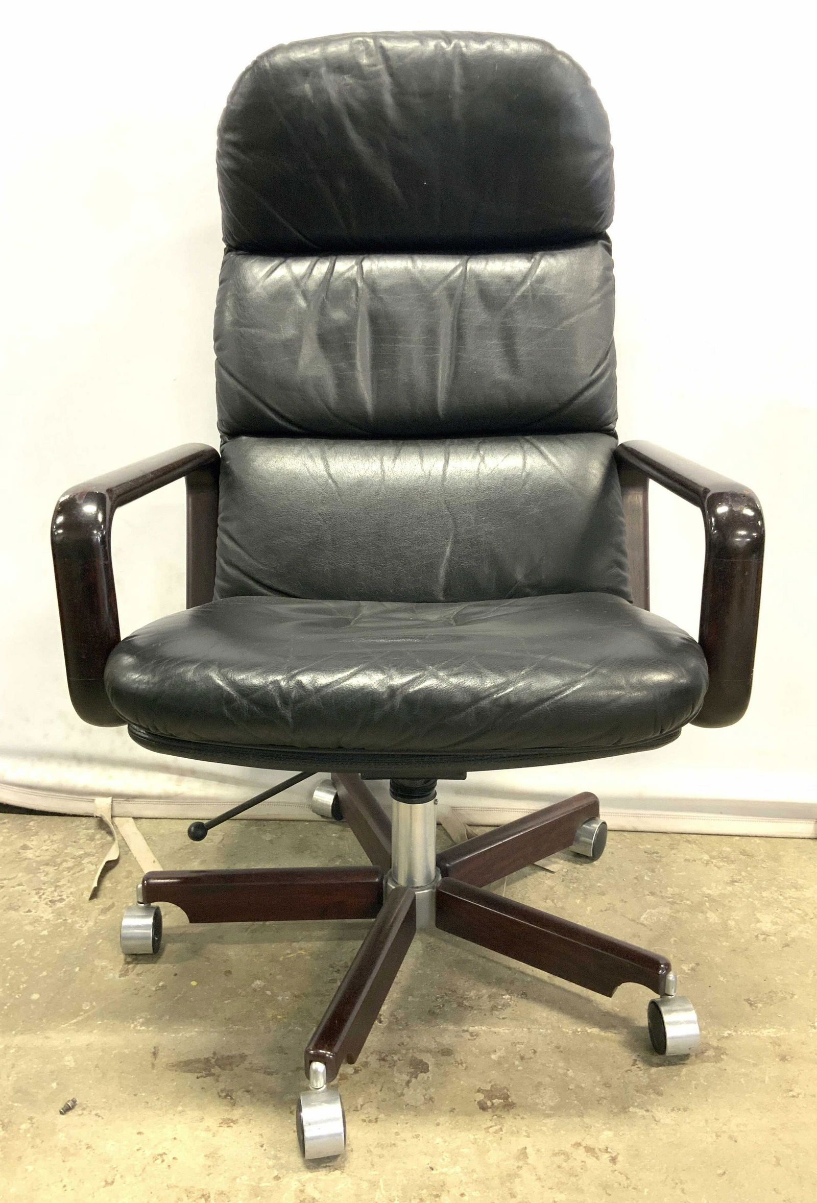 Leather & Wood Computer Chair W Wheels (1 of 7)