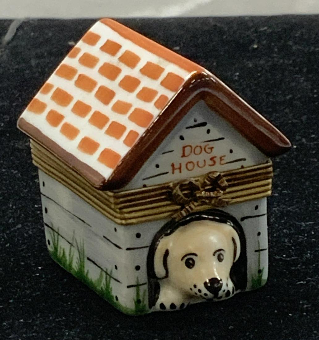 Limoges Porcelain Dog House Pill Box , France (1 of 6)