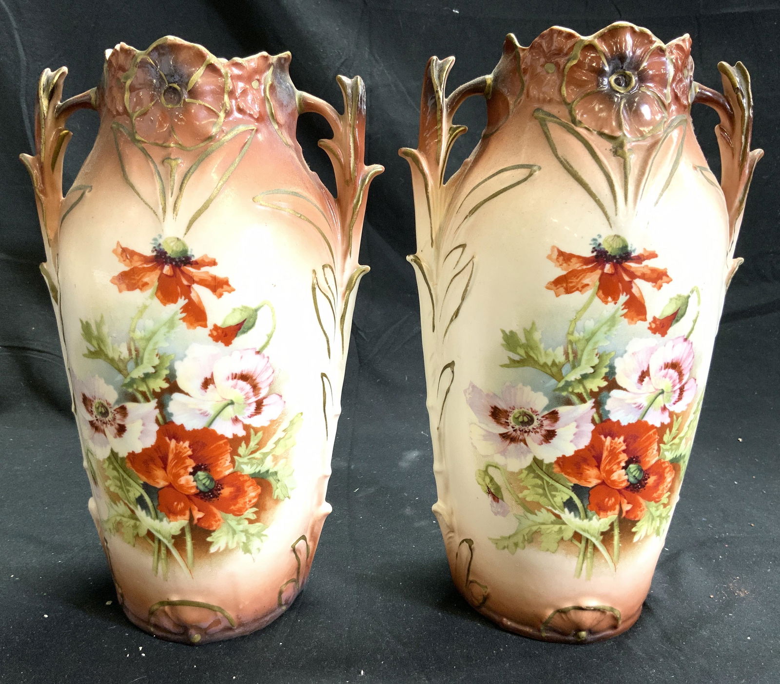 Vntg Pr H Painted Porcelain Vessels Czechoslovakia (1 of 8)