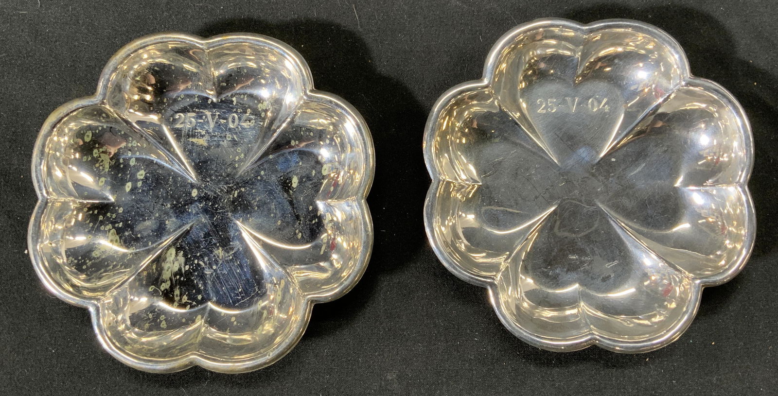 Pair Sterling Silver Four Leaf Clover Dishes (1 of 7)