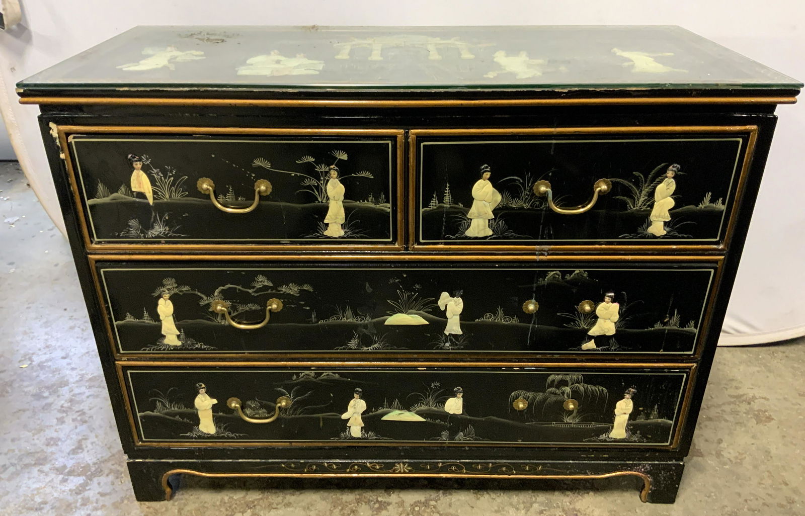 Vtg Lacquer Wood Asian Dresser W Mother of  Pearl (1 of 9)