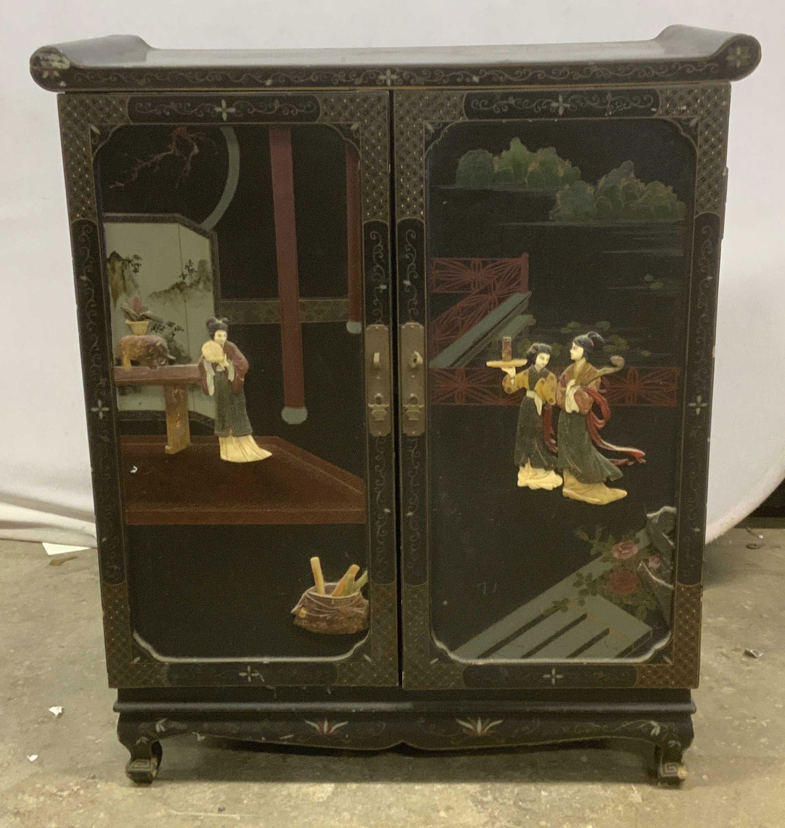 Vtg Chinese Black Lacquer Inlaid Stone Cabinet (1 of 9)