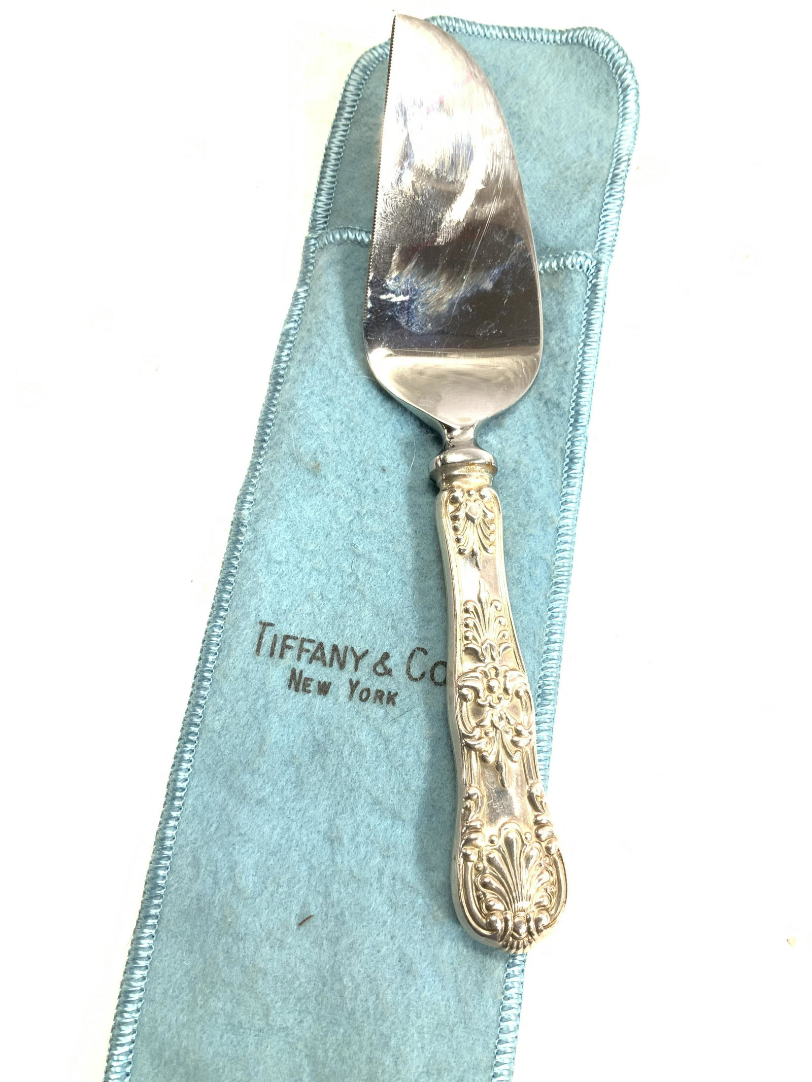 Signed TIFFANY STERLING SILVER Cake Server, Pouch (1 of 6)