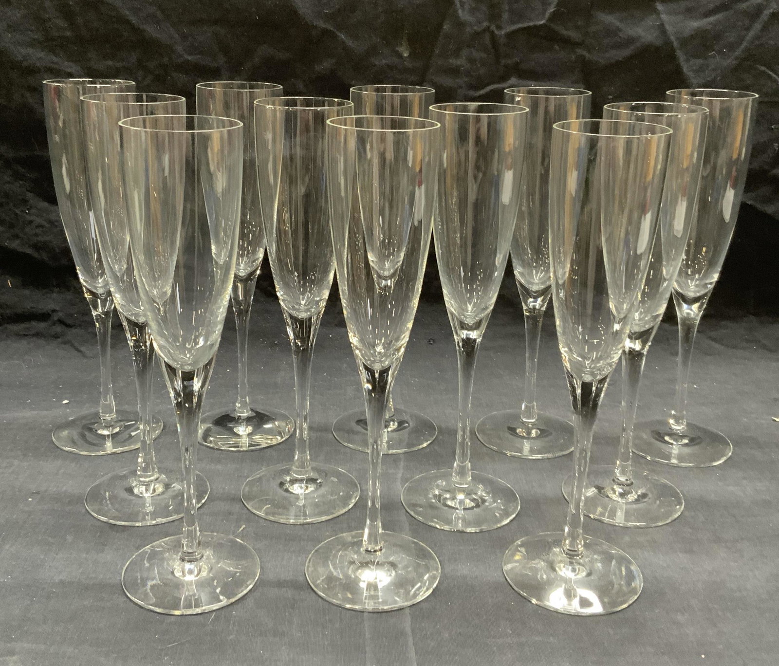 Set 12 TIFFANY & CO Crystal Champagne Flutes (1 of 9)