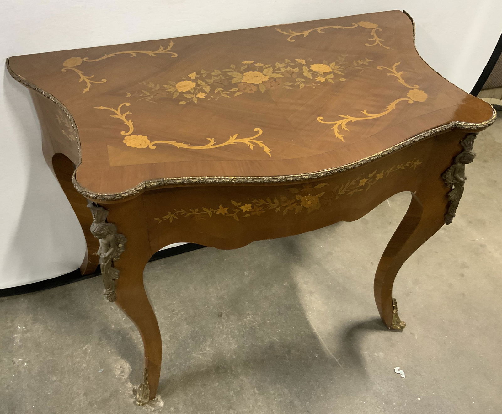 Vintage Inlaid Floral Hall Table (1 of 17)