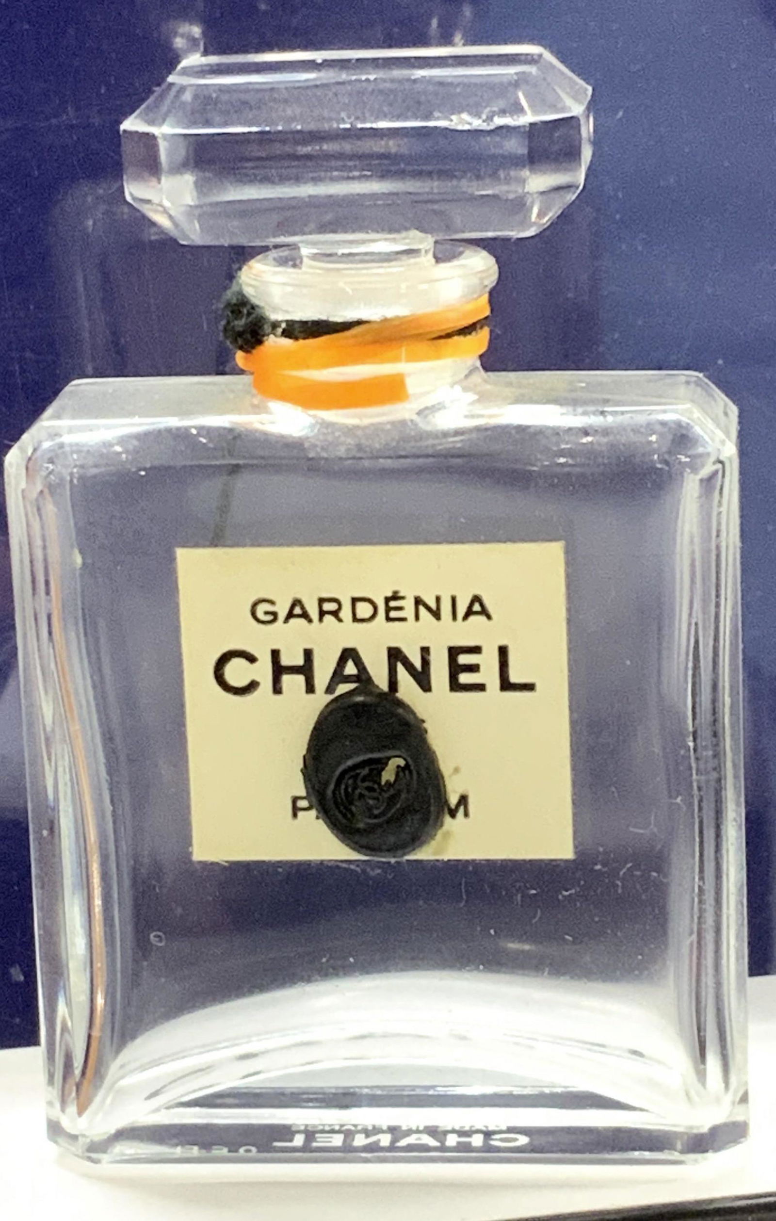 CHANEL Gardinia Perfume Bottle in Org Box, France (1 of 8)