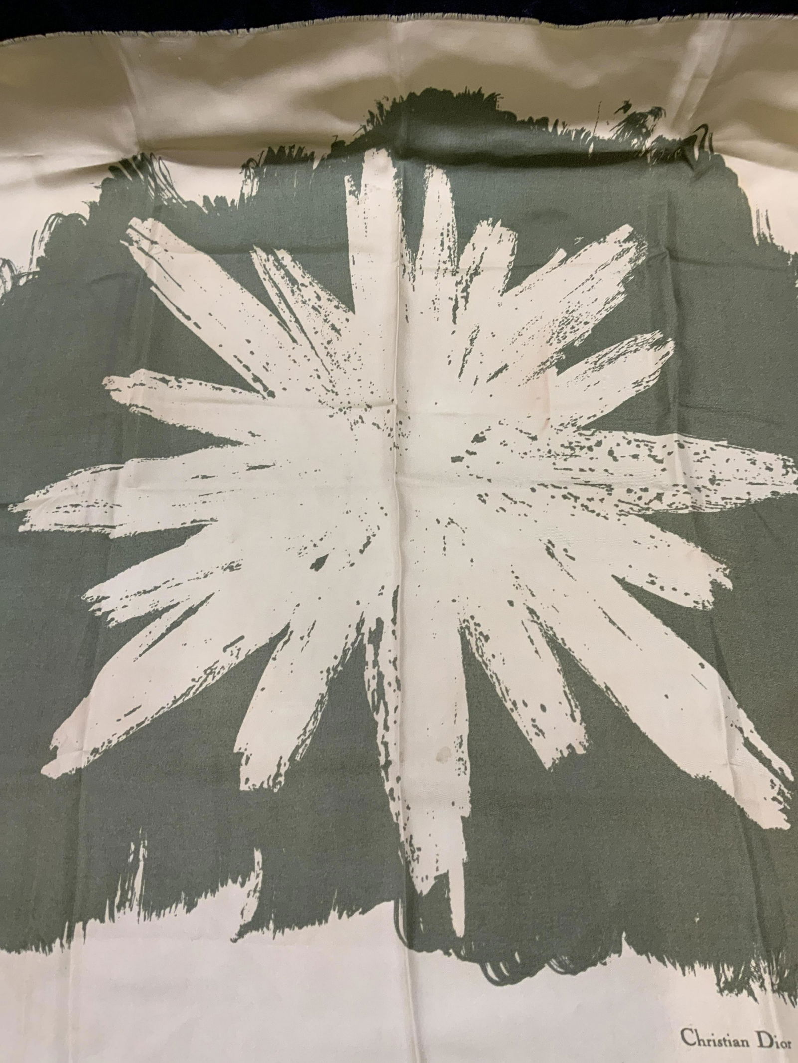 CHRISTIAN DIOR Green Abstract Floral Scarf France (1 of 6)