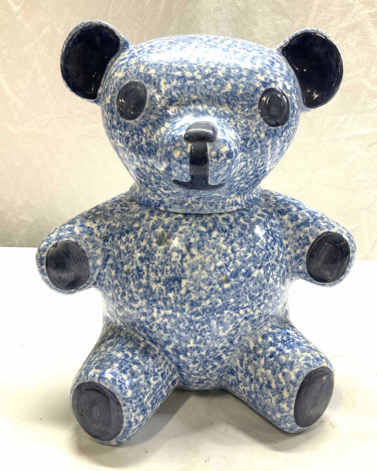 N.S. Gustin Co Spongeware Teddy Bear Cookie Jar (1 of 6)
