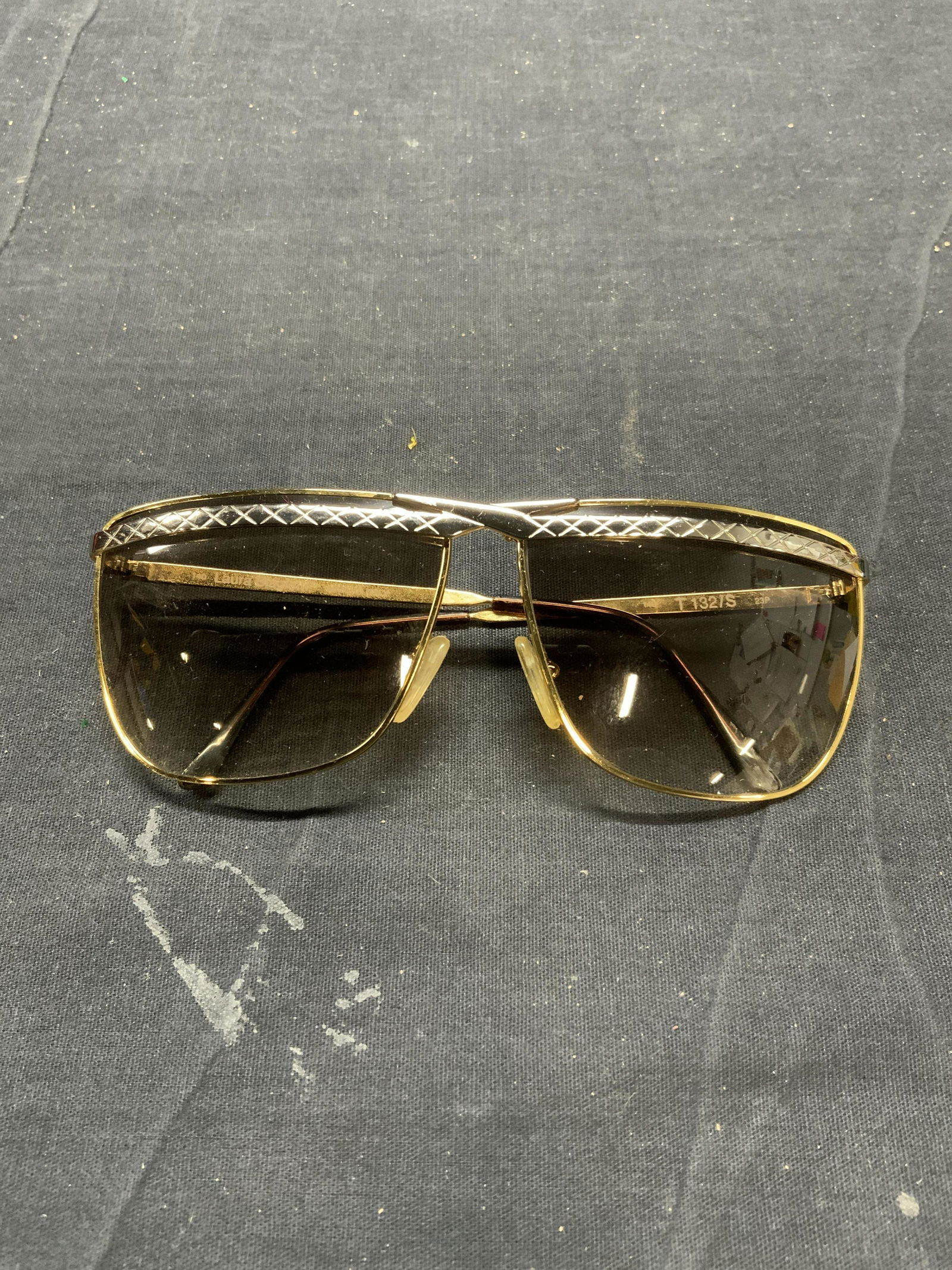 LAURA BIAGIOTTI Gold Tone Sunglasses Italy (1 of 7)