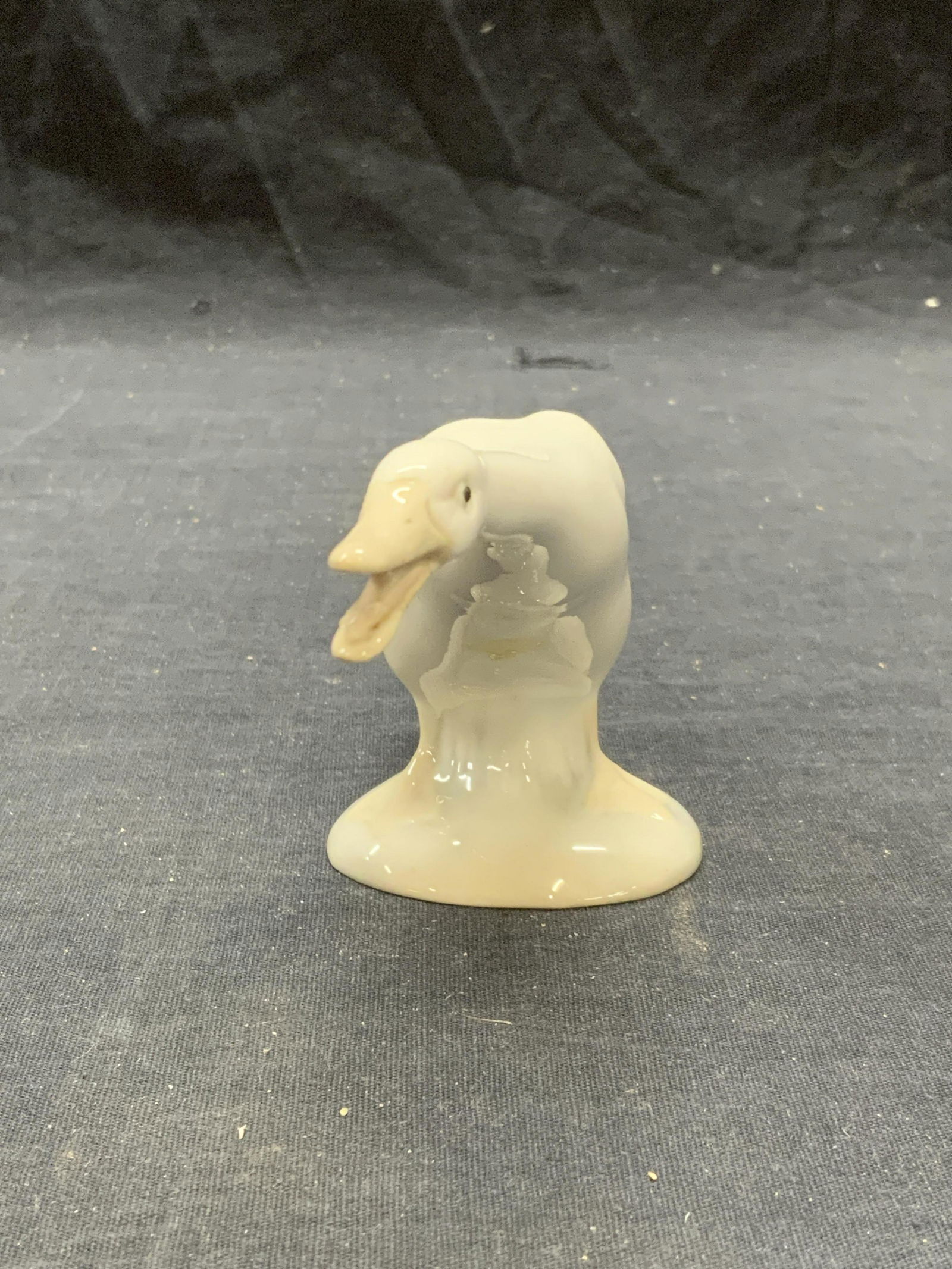 LLADRO Porcelain Goose Figurine Spain (1 of 5)