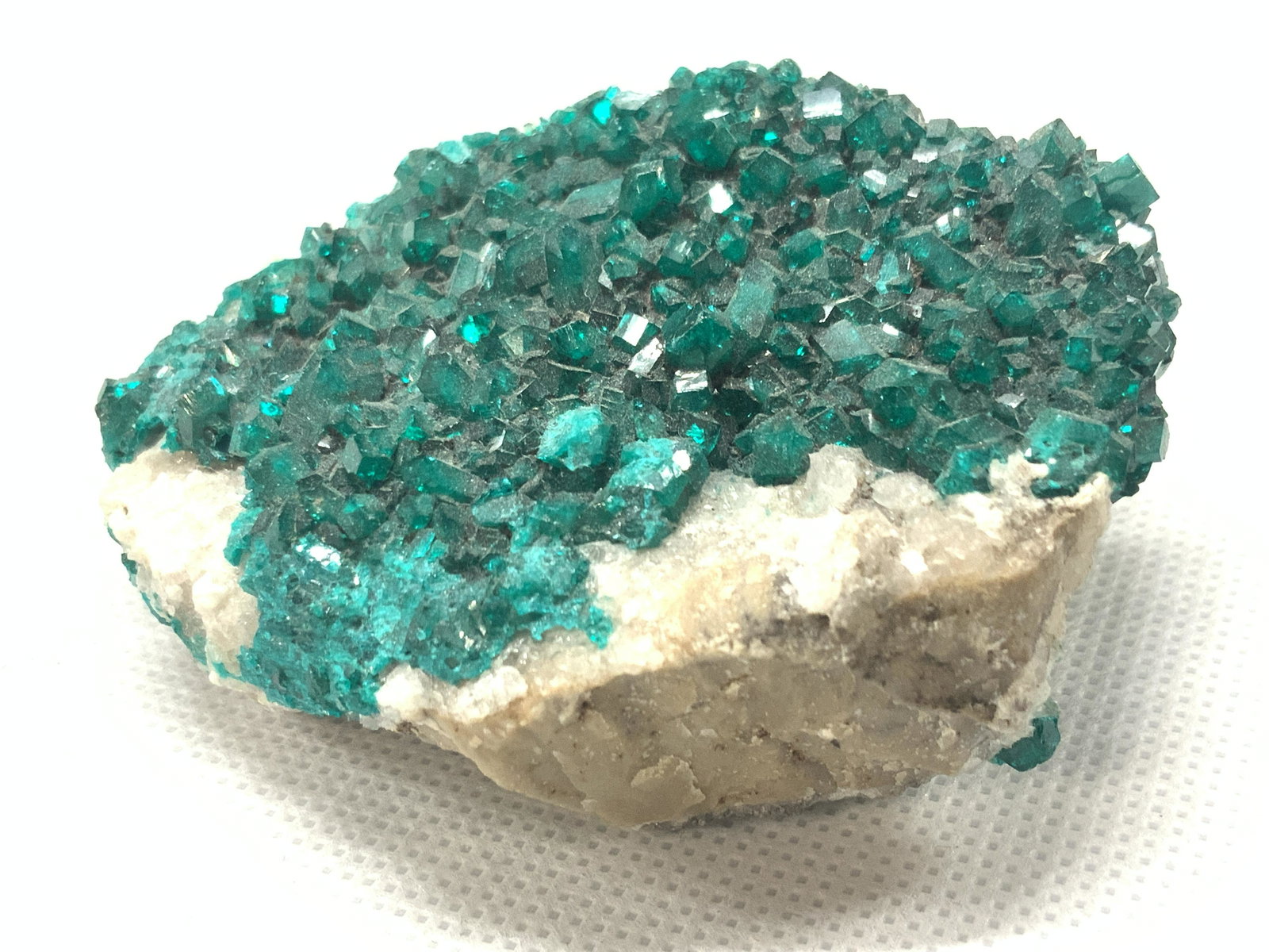 2 Natural Stone Clusters W Green Crystal (1 of 7)