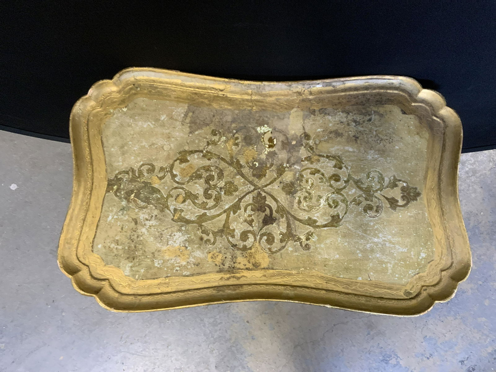 Vintage Gilt Wood Florentine Tray Table (1 of 6)