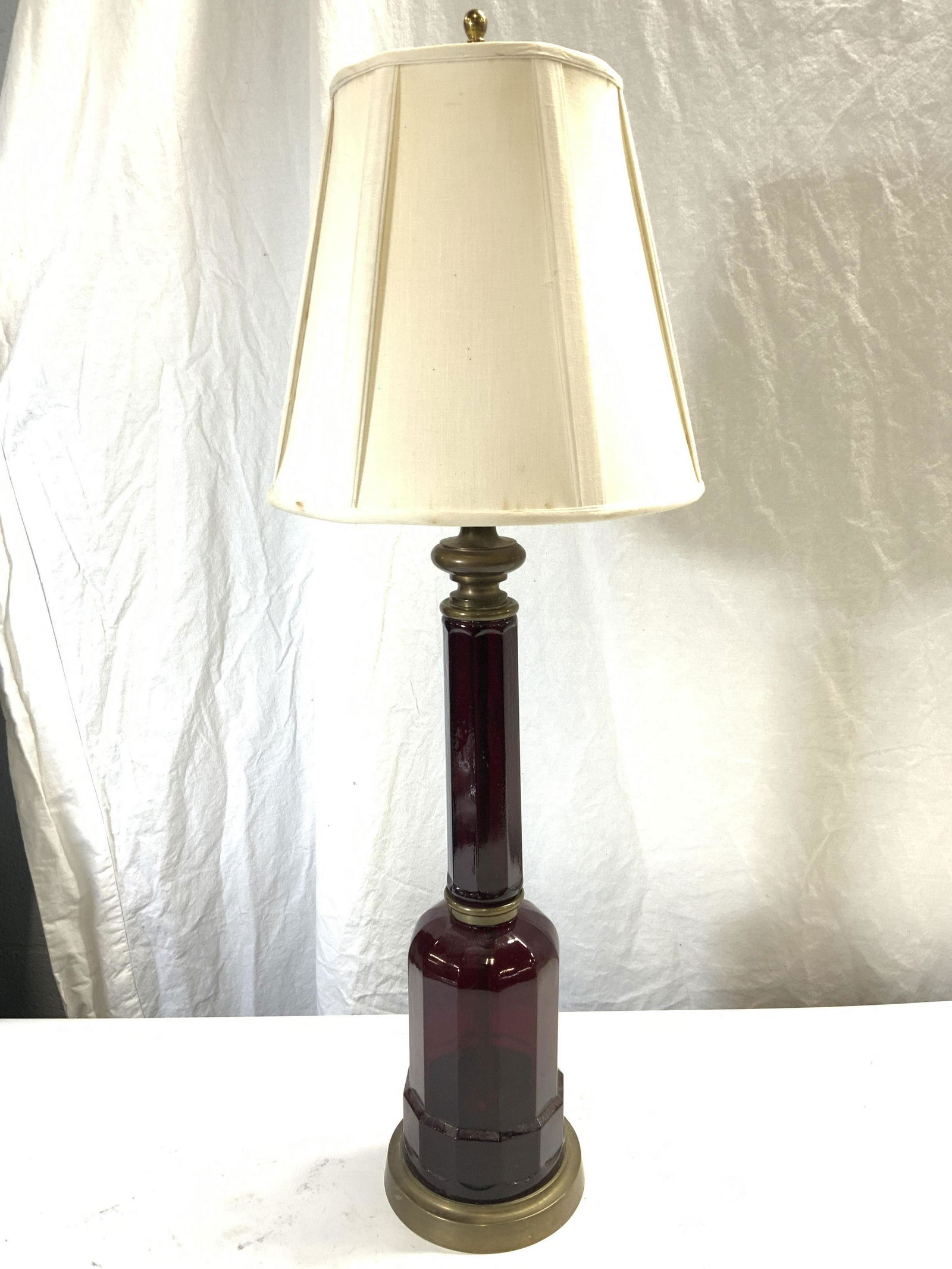 Vintage Cranberry Glass Table Lamp (1 of 5)