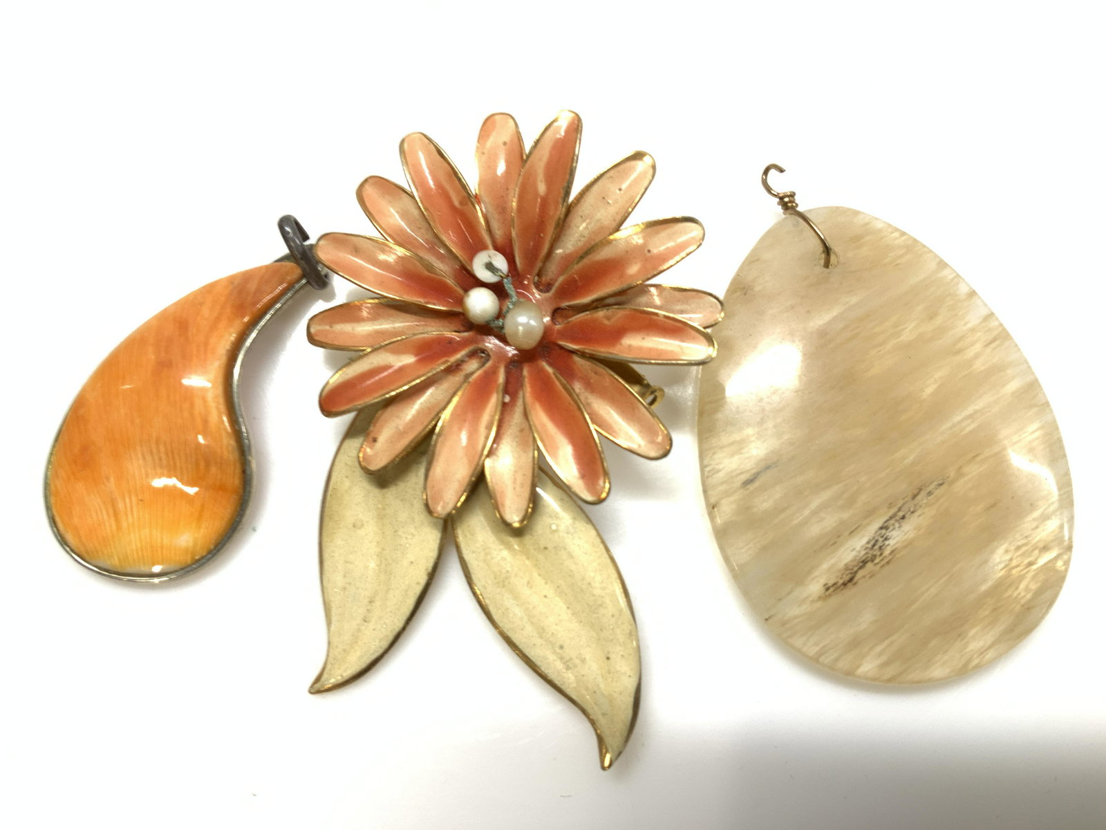 Vintage costume Jewelry, Shell & Enamel, 3 (1 of 6)