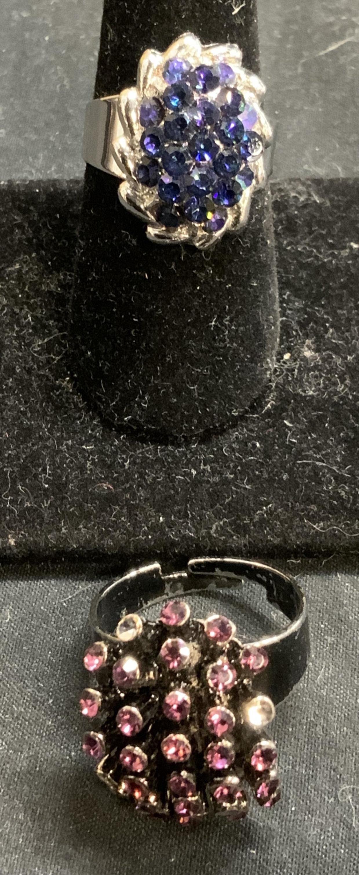 Lot 2 Silver Tone Crystal Cluster Cocktail Rings (1 of 6)