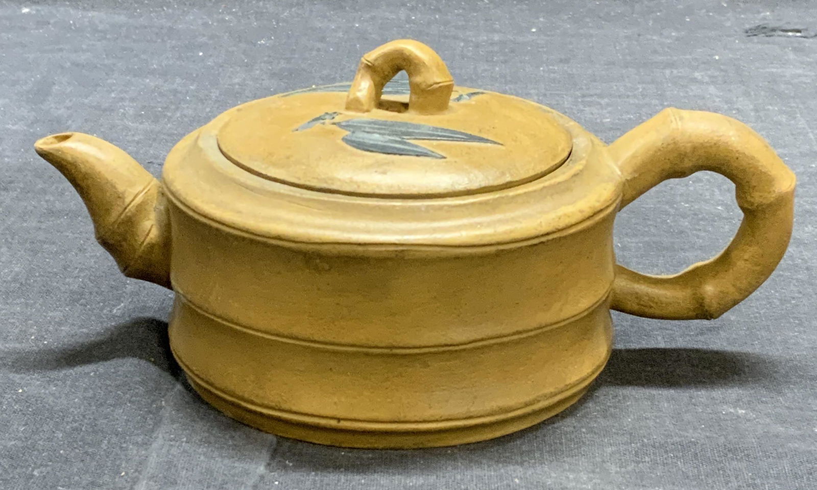 Signed Chinese Yixing Pottery Zisha Teapot (1 of 7)