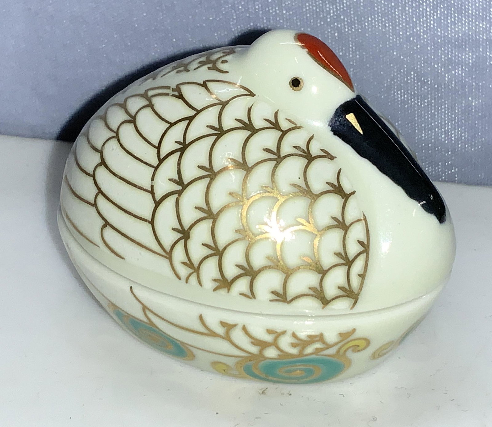 Asian Hand Painted Porcelain Trinket Box (1 of 6)