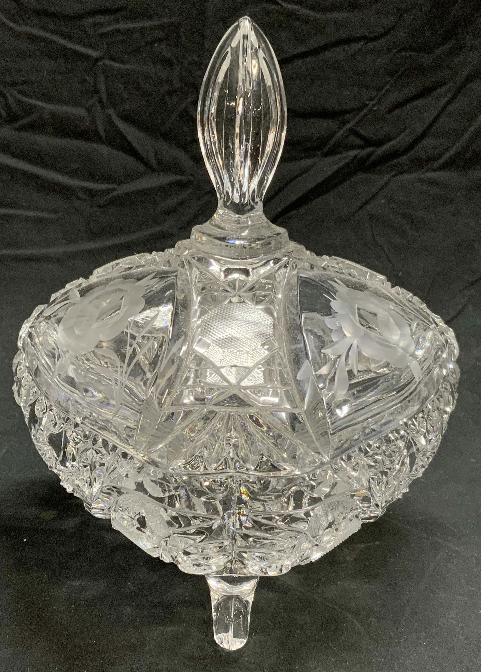 Cut & Etched Crystal Lidded Dish (1 of 7)