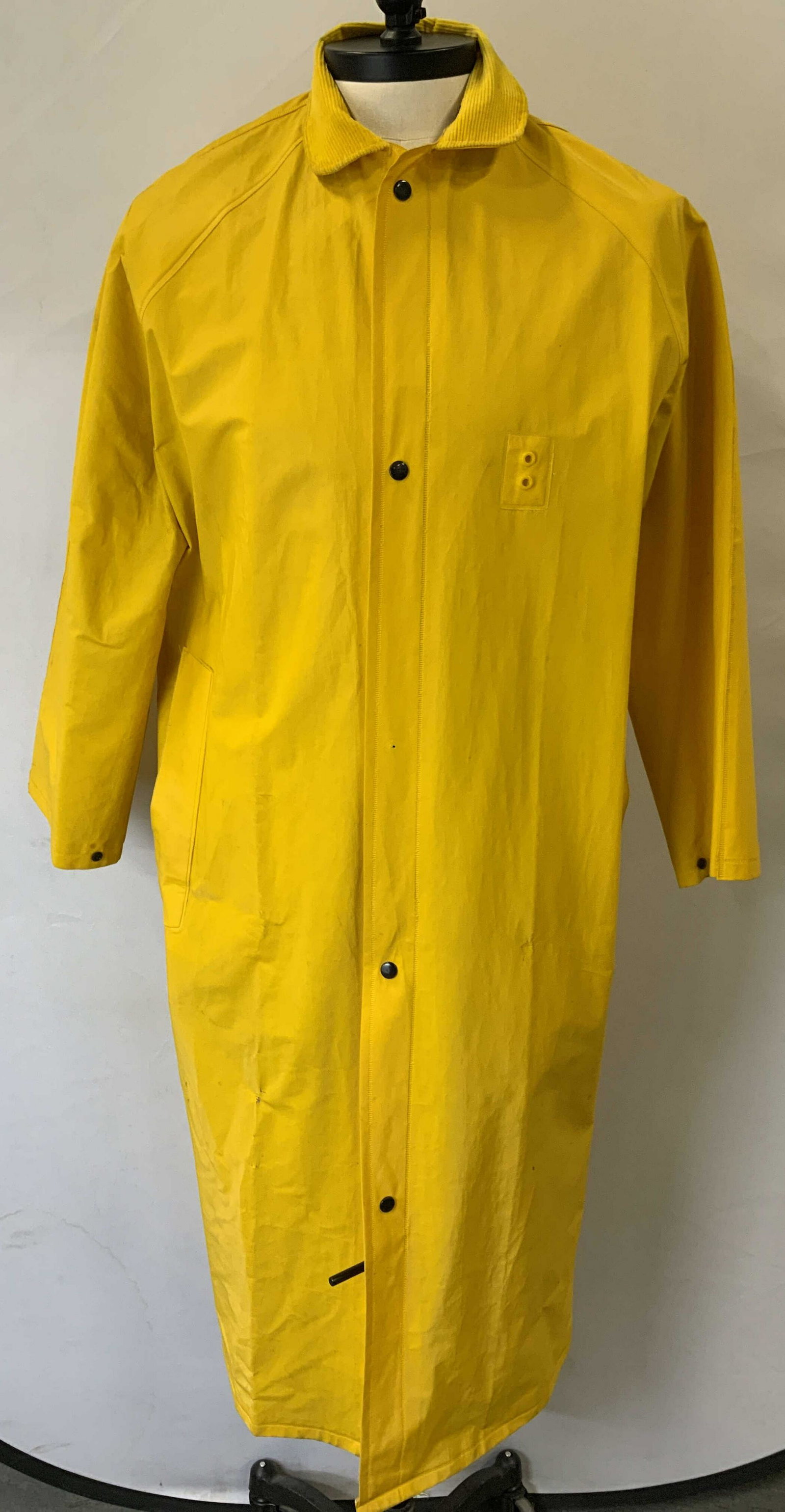 Vintage Yellow Long Rain Jacket (1 of 10)