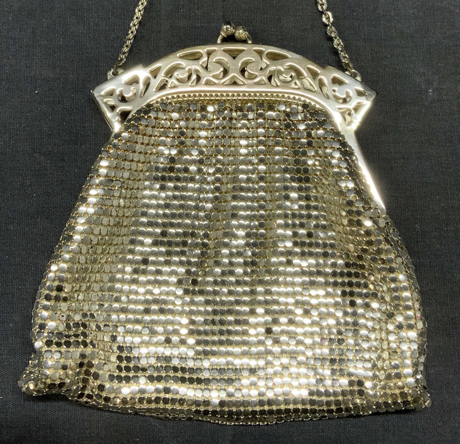 Vintage Silver Tone Mesh Evening Purse (1 of 8)