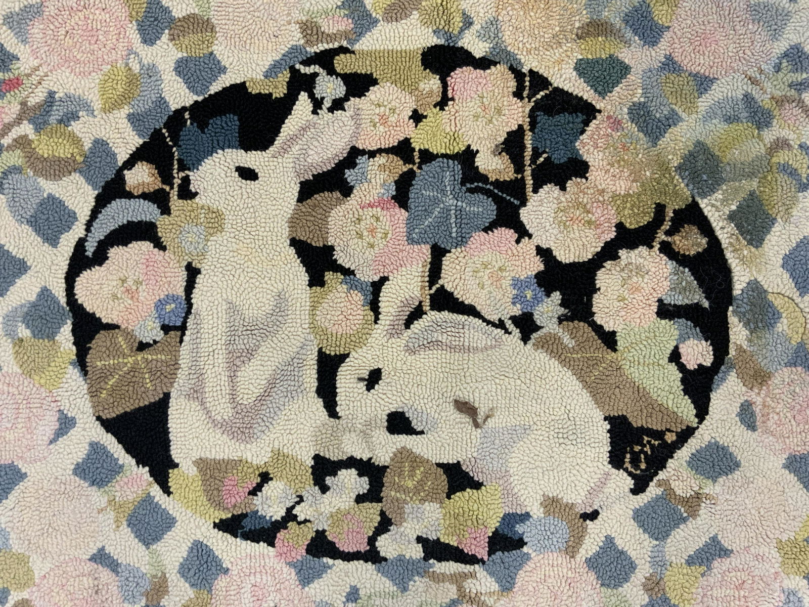 THE NANTUCKET COLLECTION Hand Hooked Rug (1 of 7)