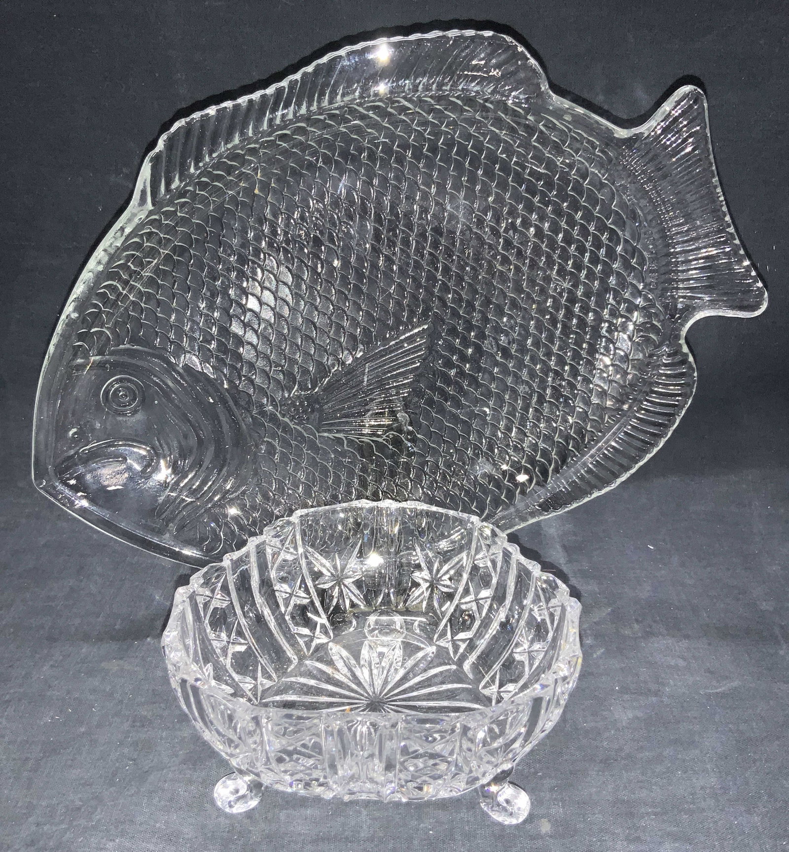 Lot 2 Cut Glass Fish Dish & Footed Bowl (1 of 8)