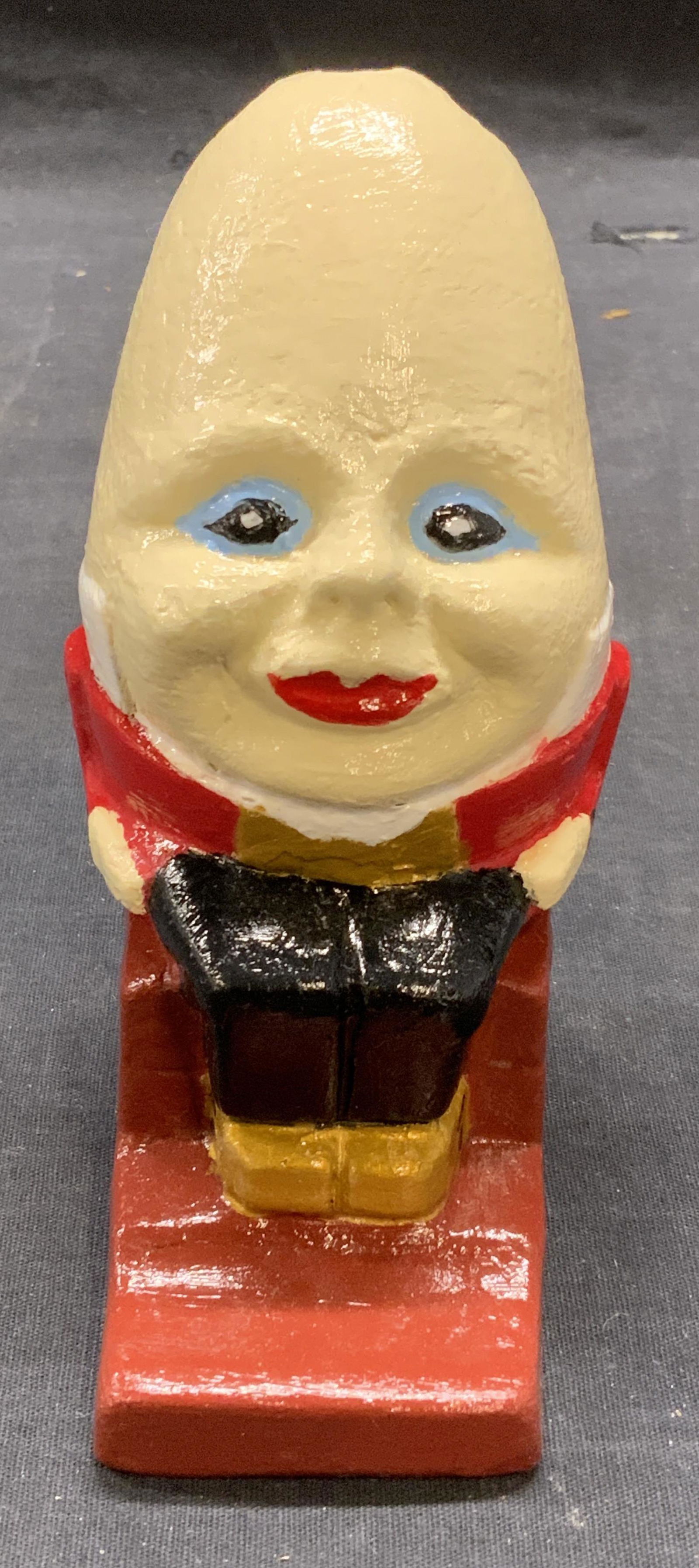 Vintage Ceramic Humpty Dumpty Figural: Vintage hand painted ceramic Humpty Dumpty figural. Measures approx. 3.5 x 2.5 x 5 inches. Some surface wear consistent with exposure. Humpty Dumpty, Humpty Dumpty figural, vintage Humpty Dumpty, nurs
