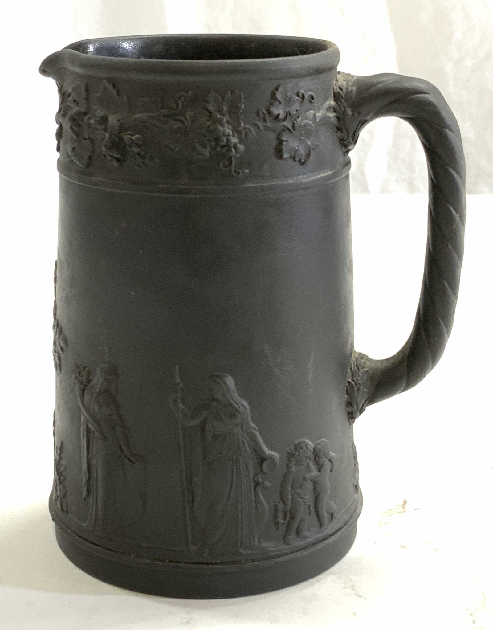 Vtg WEDGWOOD Black Basalt Creamer England (1 of 6)