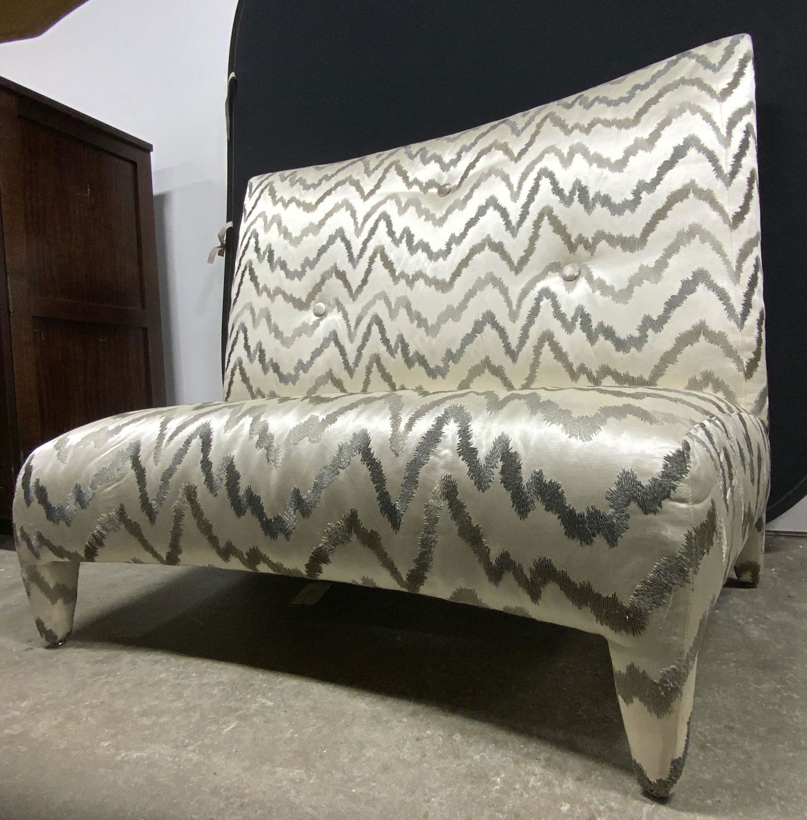 High Back Tufted Upholstered Bench (1 of 10)
