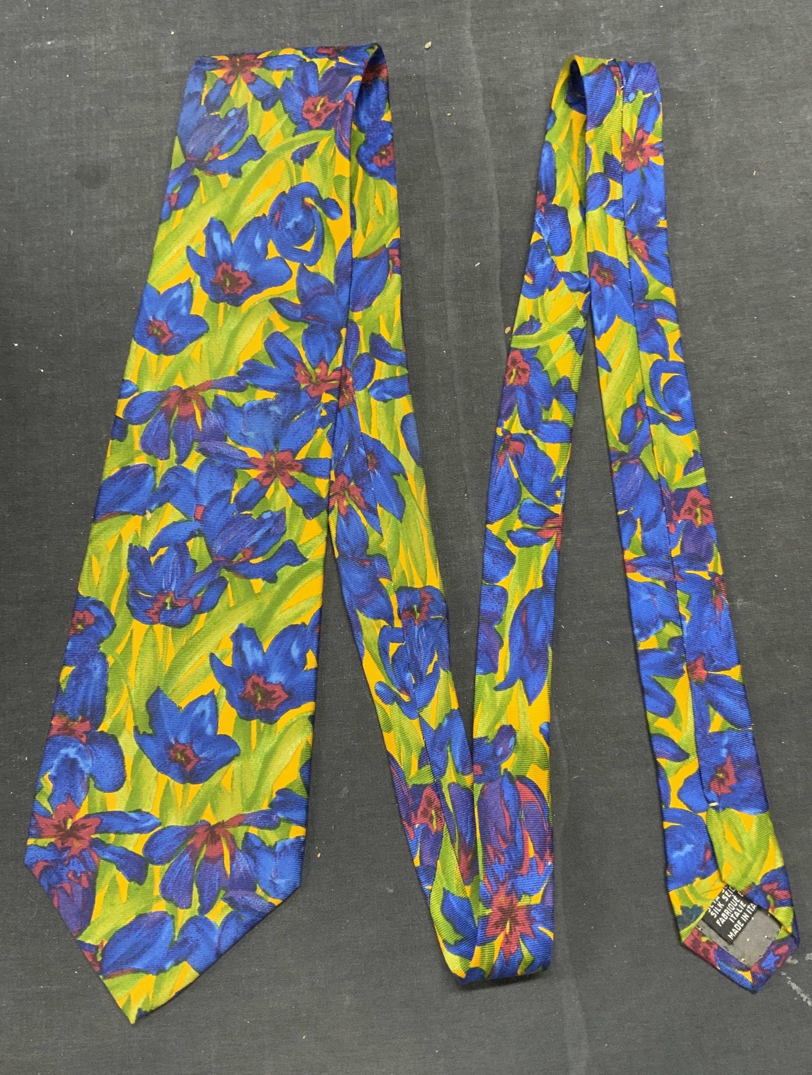 YVES SAINT LAURENT Blue/Green Silk Floral Tie (1 of 6)