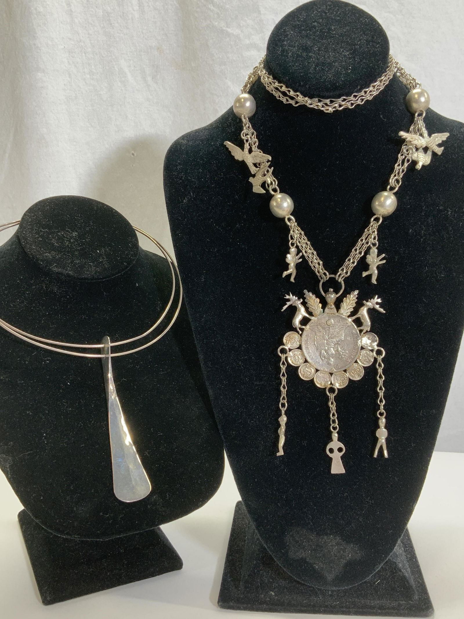 2 Necklaces, R Lee Morris Sterling, Chachal Silver (1 of 12)