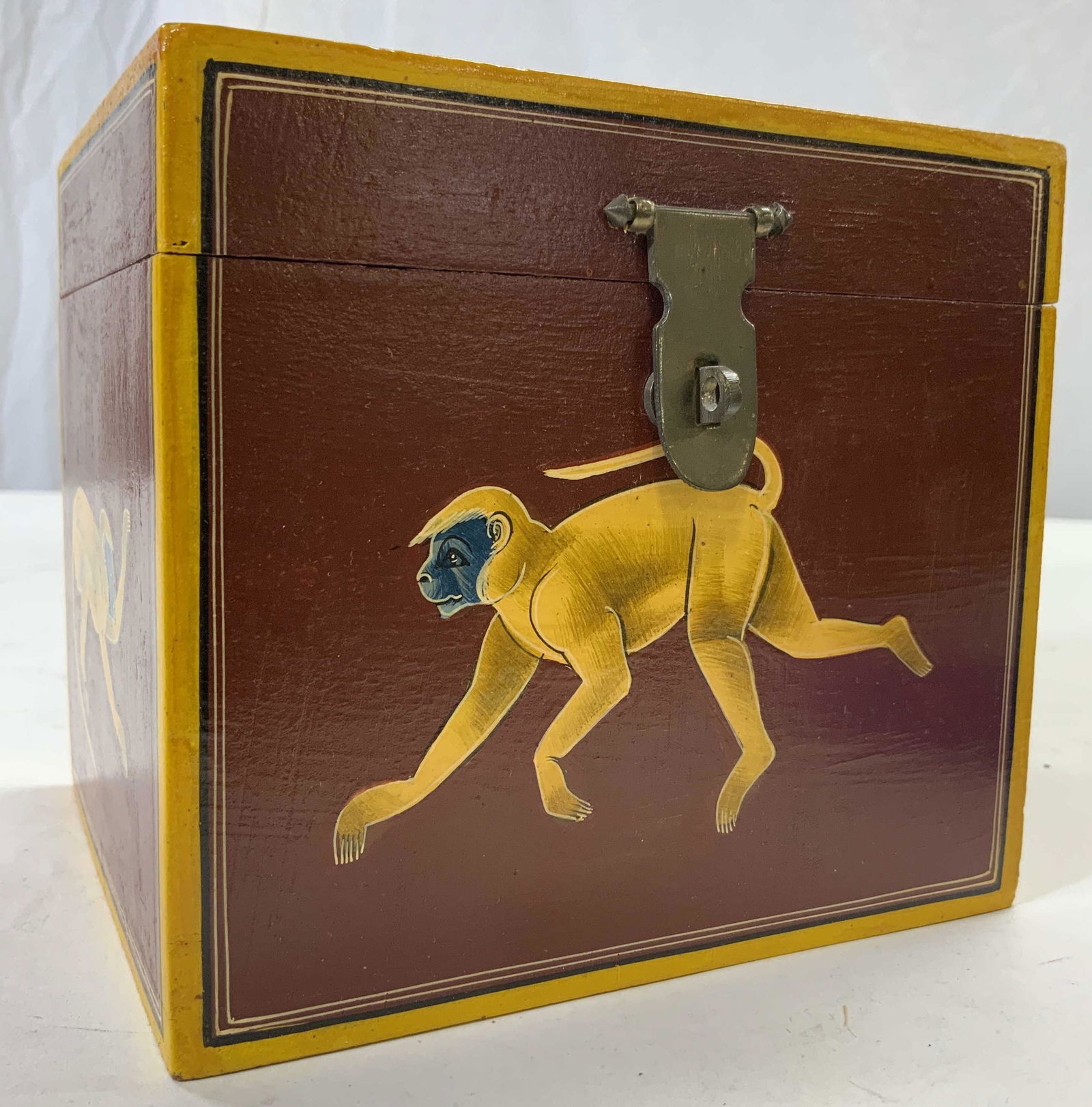 Hand Painted Wooden Keepsake Box Monkey Detail (1 of 7)