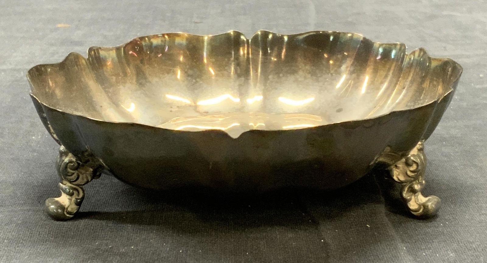 WM ROGERS Silver Plated Footed Bowl (1 of 7)