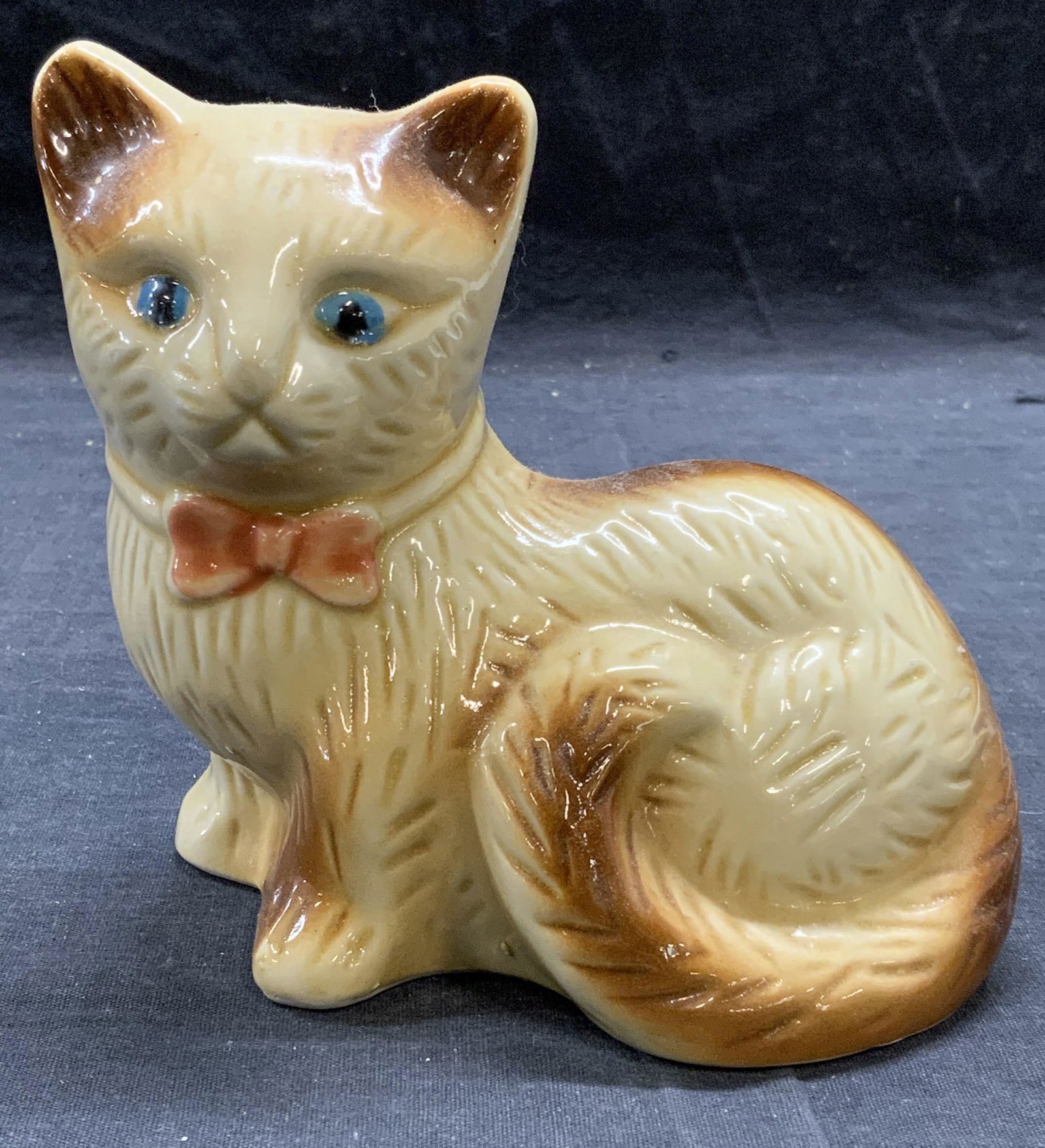 Ceramic Cat with Bowtie Figural, Brazil (1 of 6)