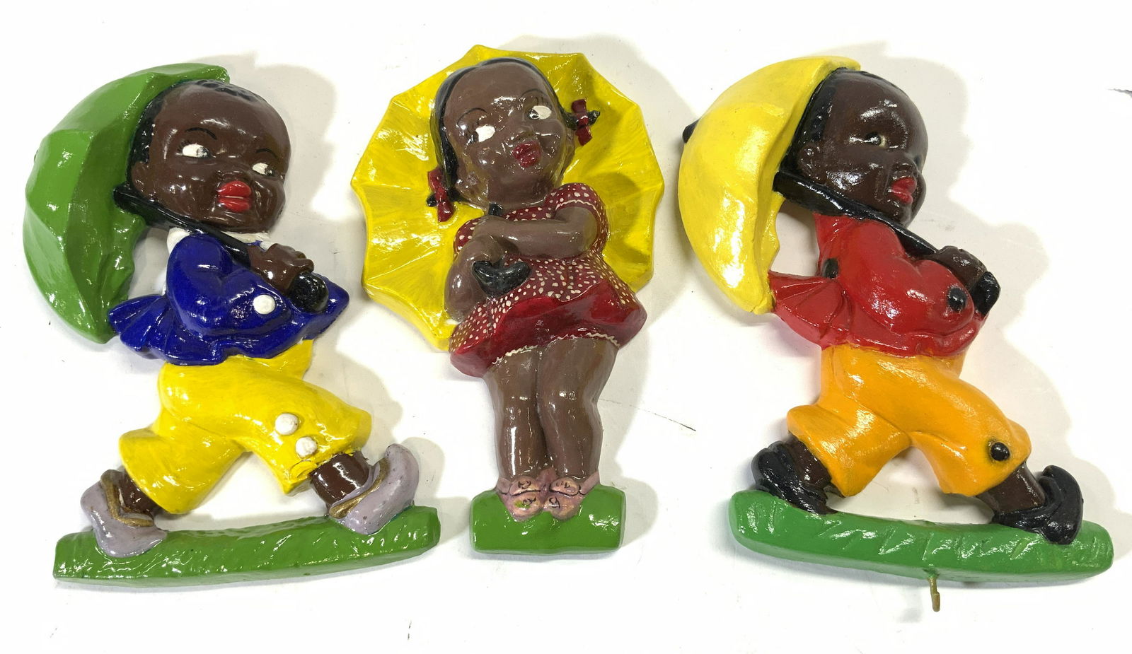 Lot 3 Vntg Hand Painted Wall Decor Plaster Figures (1 of 6)
