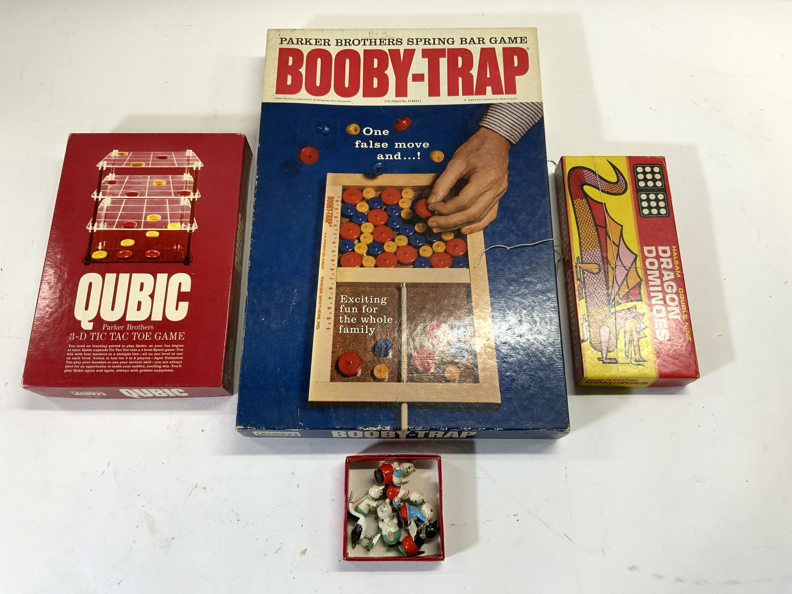 Vintage Board Games & Pieces (1 of 8)