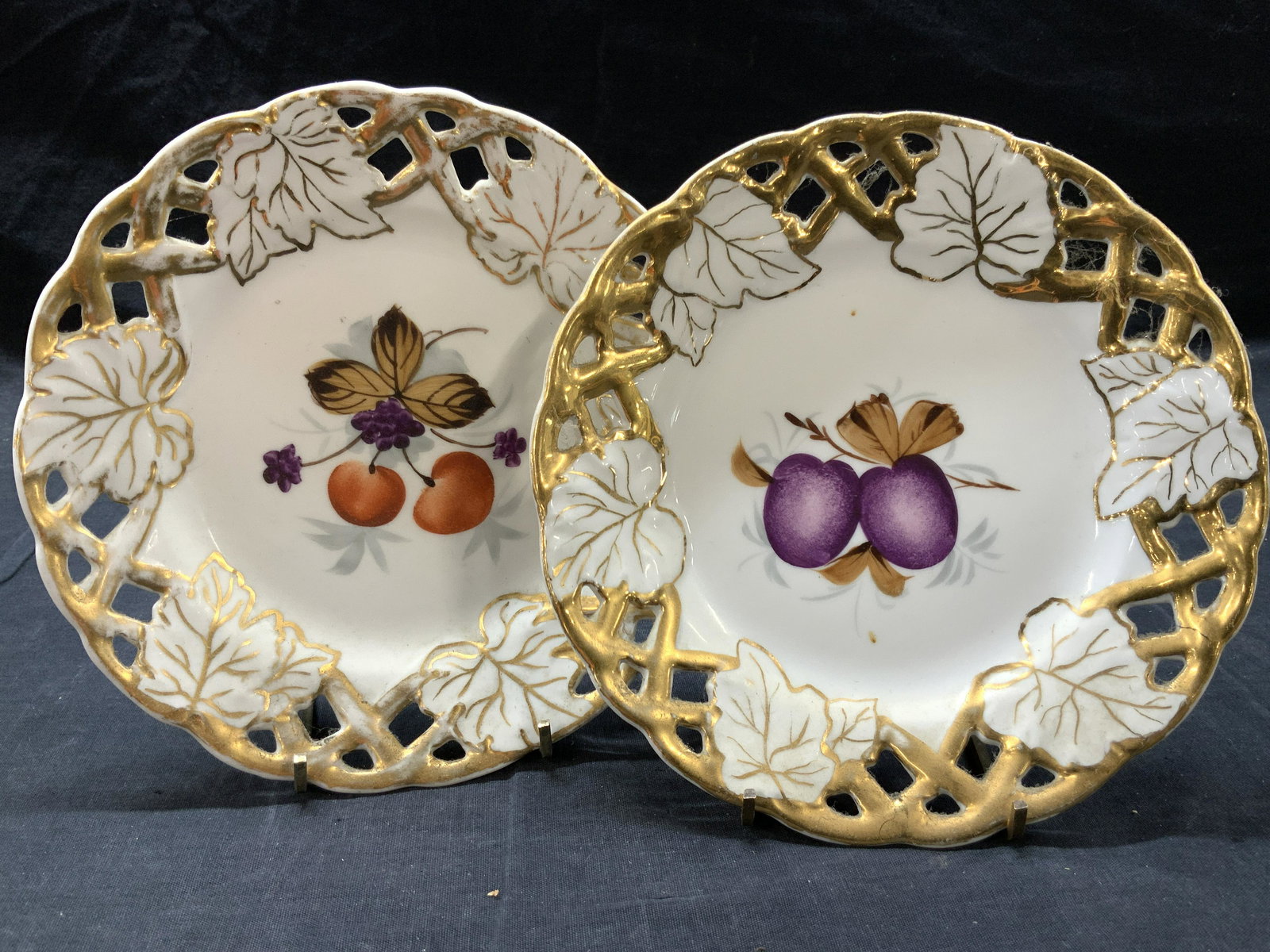 2 Gilt Porcelain Hand Painted Dishes (1 of 7)