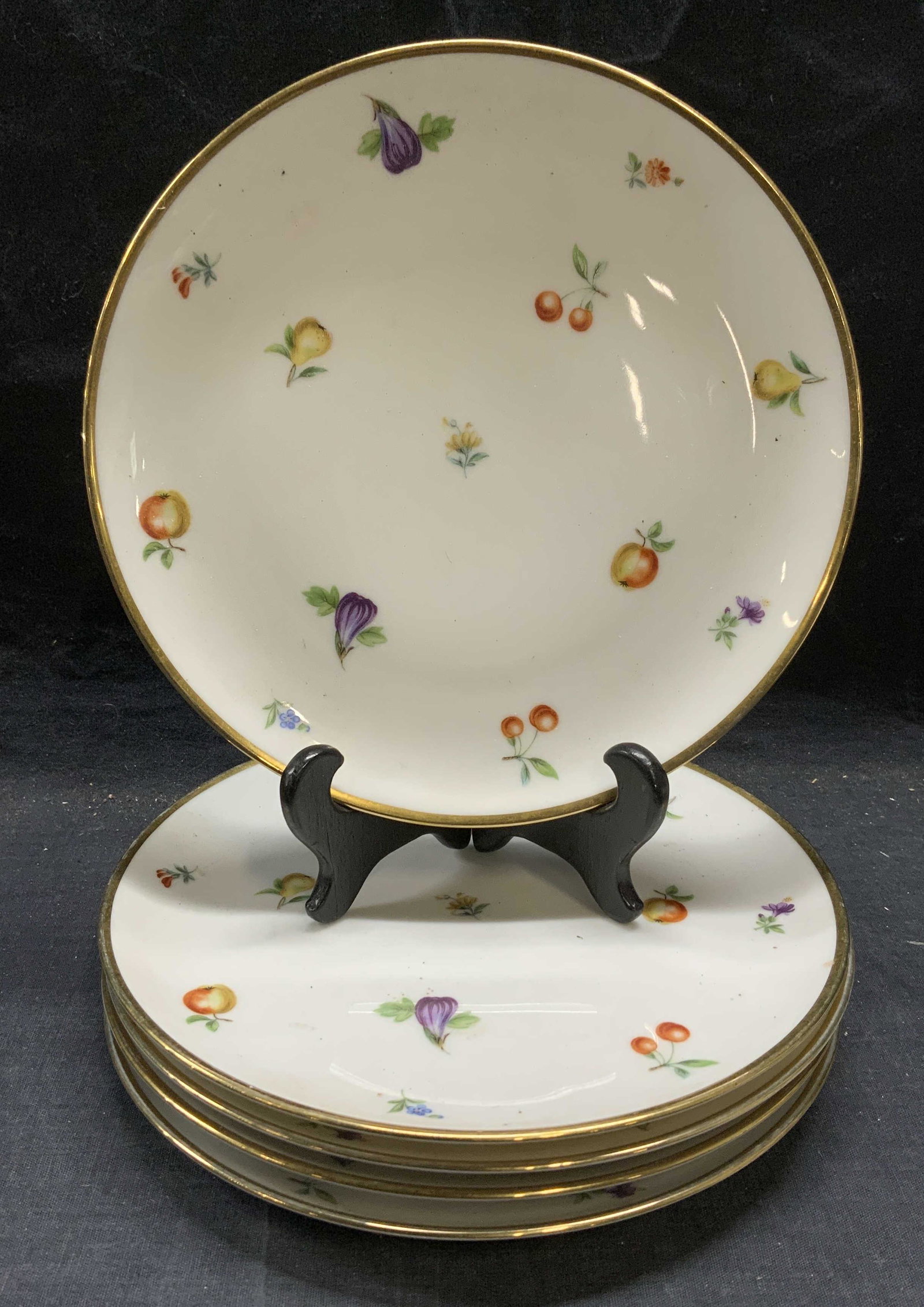 Set 5 BARONET CHINA ESCHENBACH Fruit Plates: Set of 5 Baronet China Eschenbach chinaware plates with fruit motif and gilt decoration. Trademarked to undersides. Made in Germany. Plates measure approx. 8 inches diameter each. Some surface wear to