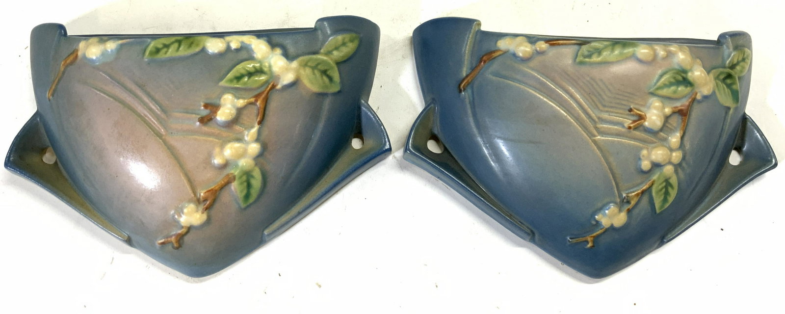 ROSEVILLE USA Pair Ceramic Wall Pockets (1 of 6)