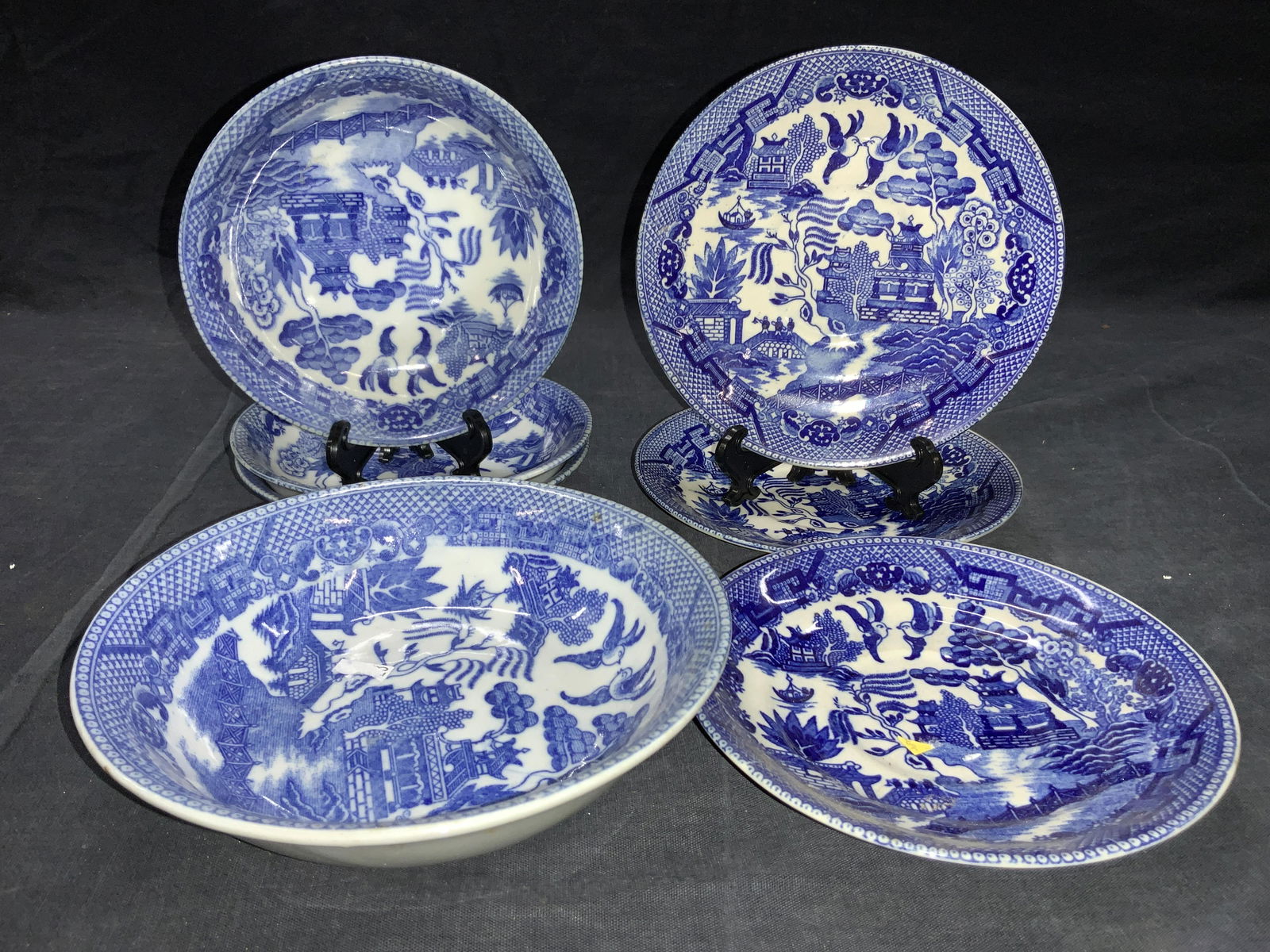 7 Vintage Blue Willow Assorted China Bowls (1 of 9)