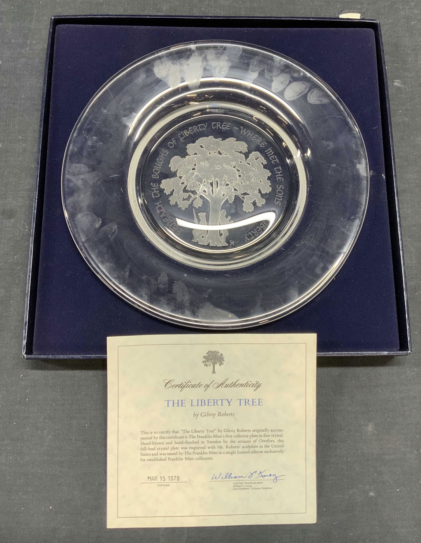 1976 Liberty Tree by Gilroy Roberts Crystal Plate (1 of 6)