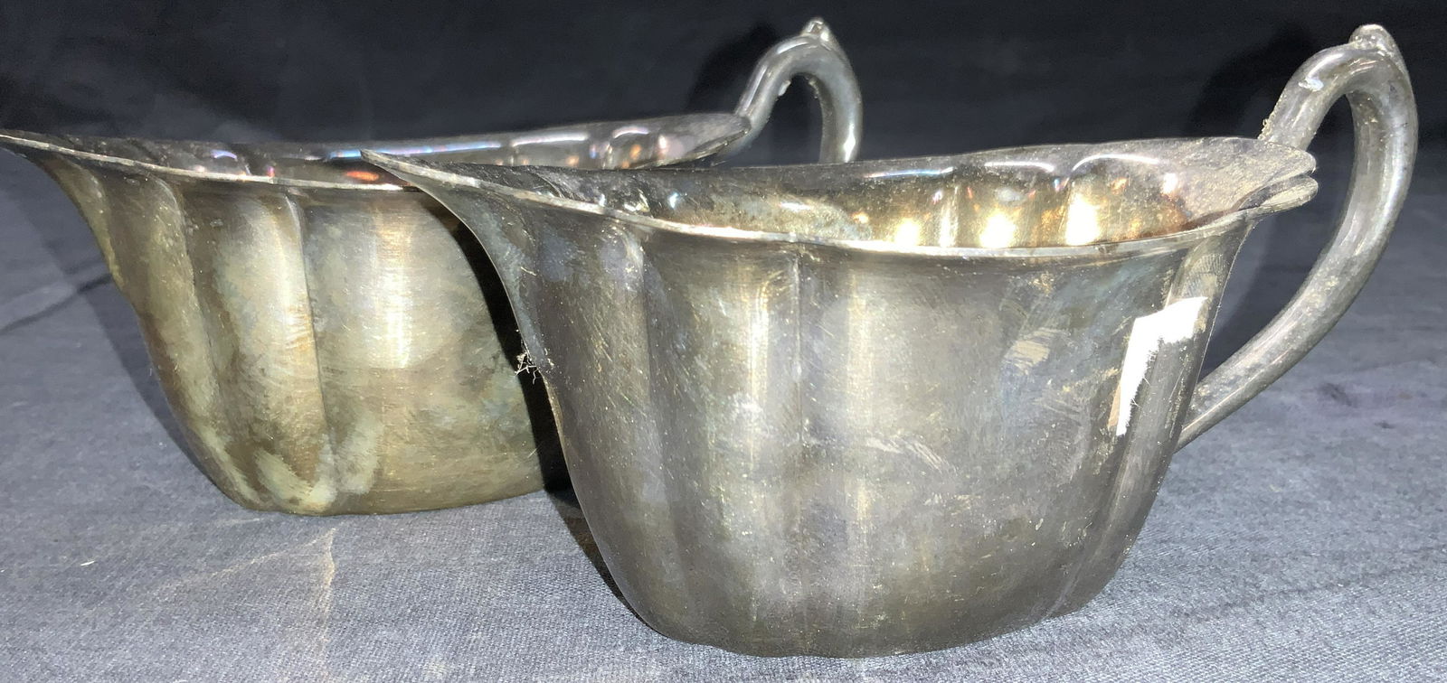 2 Vintage Silver Plate Creamer Pitchers (1 of 7)