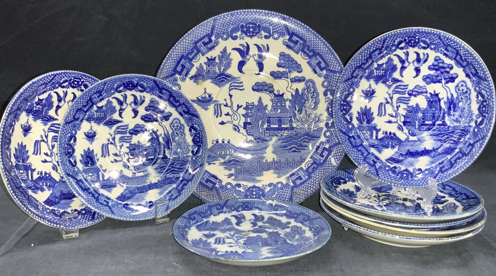 9 Vintage Blue Willow Porcelain Dishes, Japan (1 of 11)