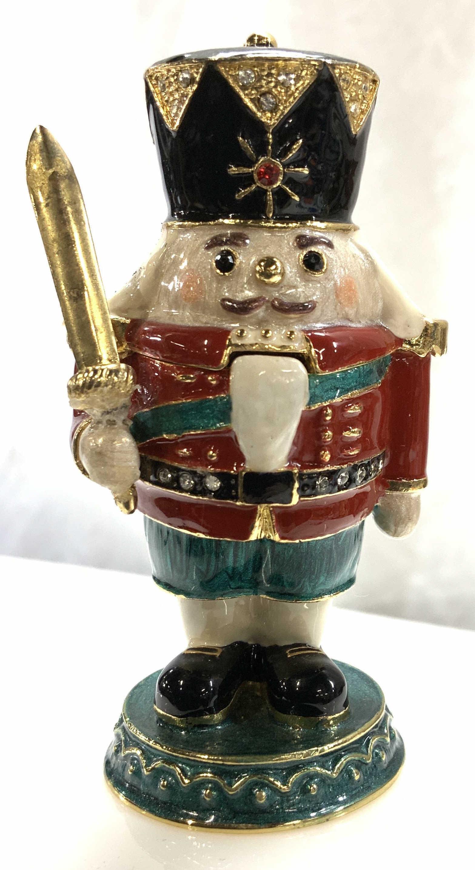 Enamel Holiday Nutcracker Pillbox (1 of 7)
