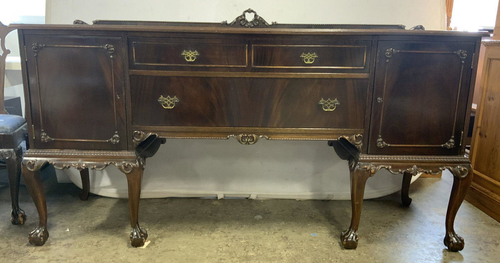 Vintage Carved Wooden Buffet Sideboard (1 of 14)