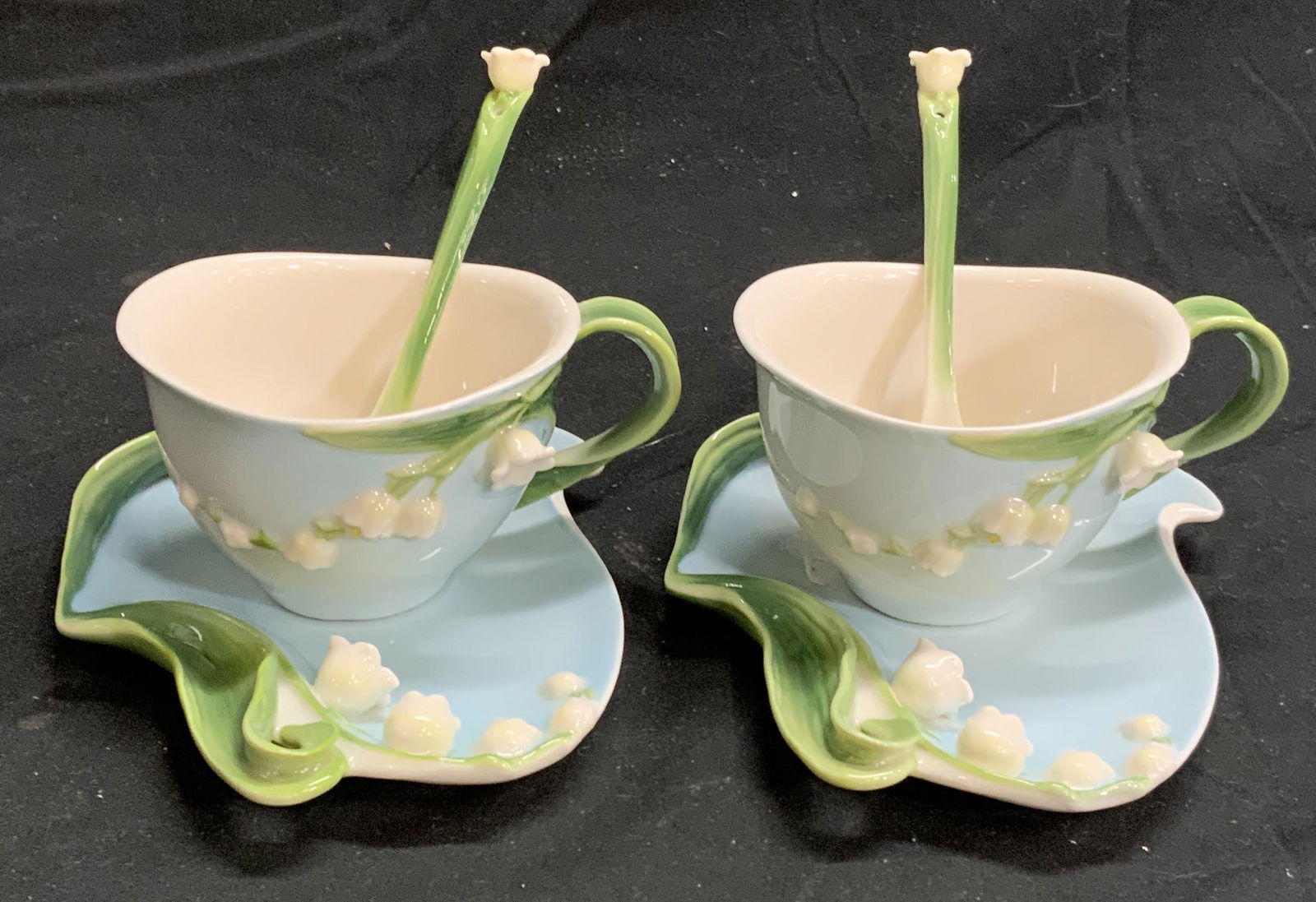 JEANNE REEDS 6 Piece Teacup & Saucer Set (1 of 10)