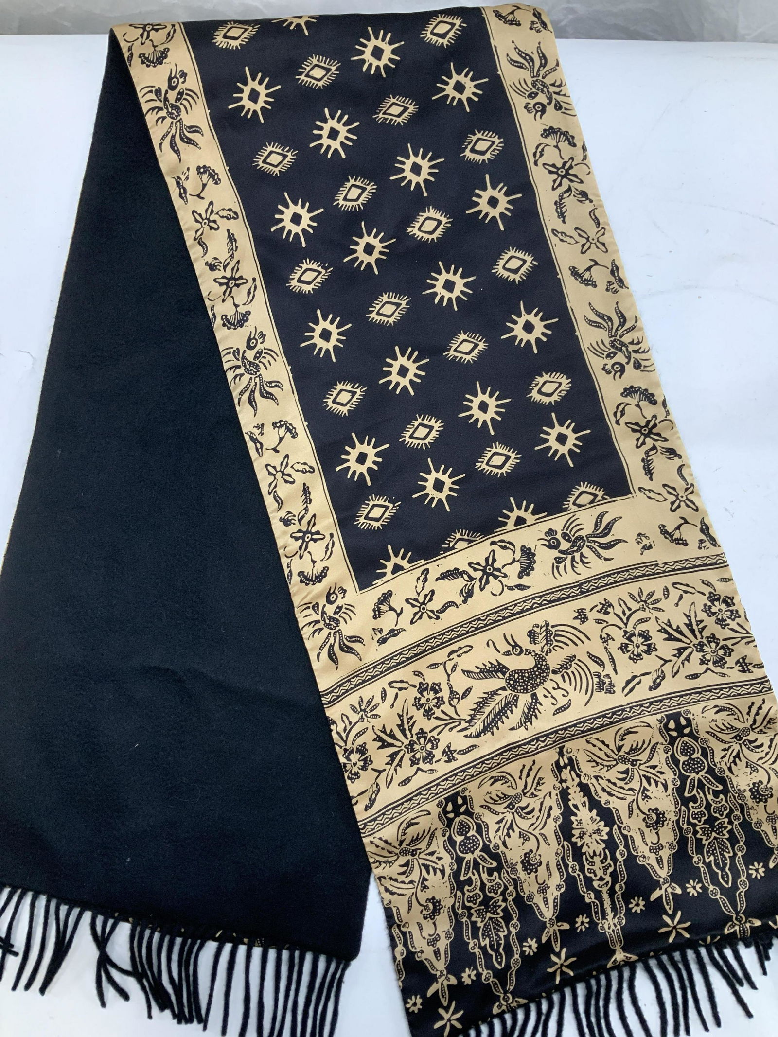 Cashmere and Silk Scarf with Tassels (1 of 6)