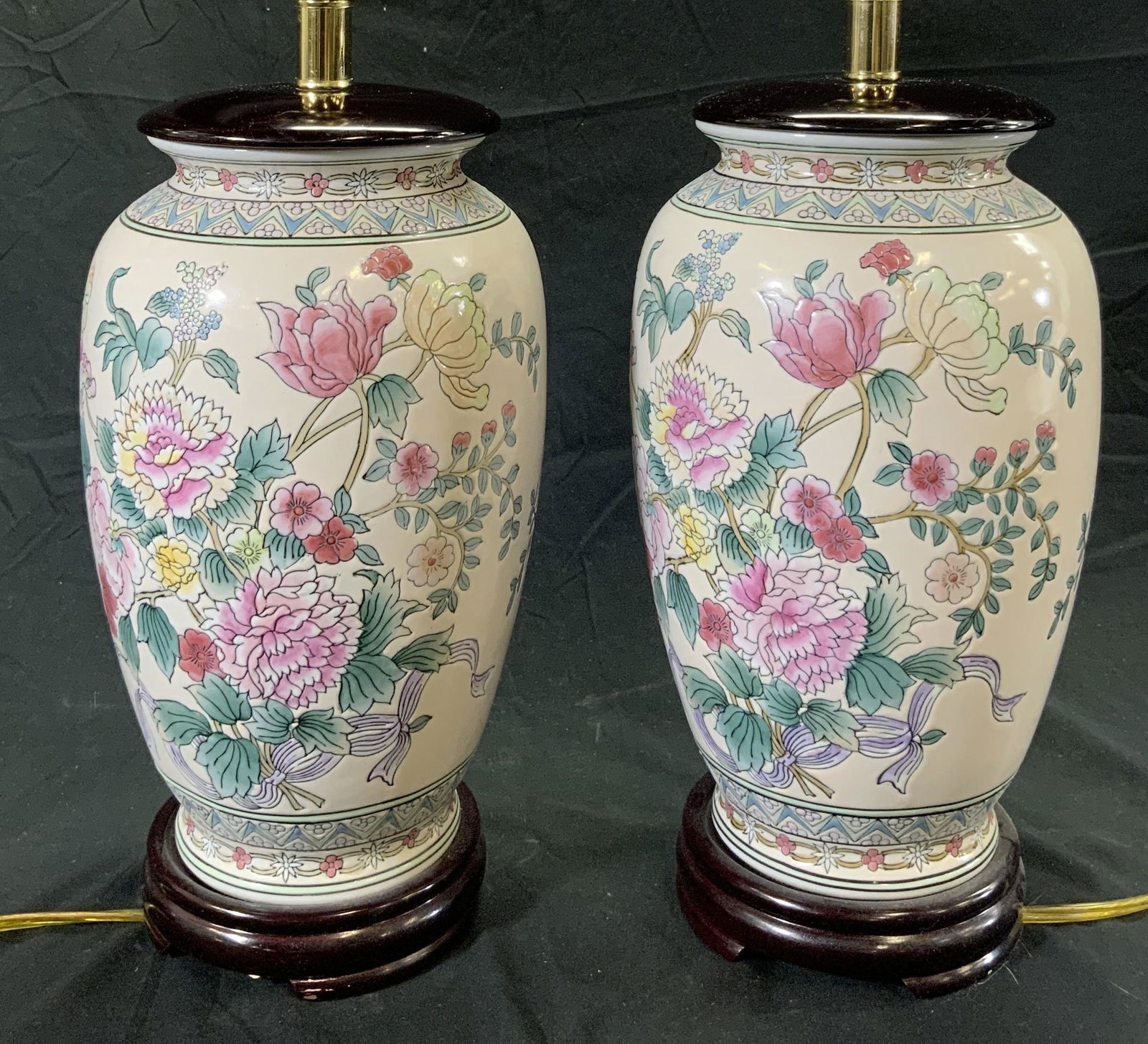 Pair Vintage Asian Porcelain Table Lamps (1 of 9)