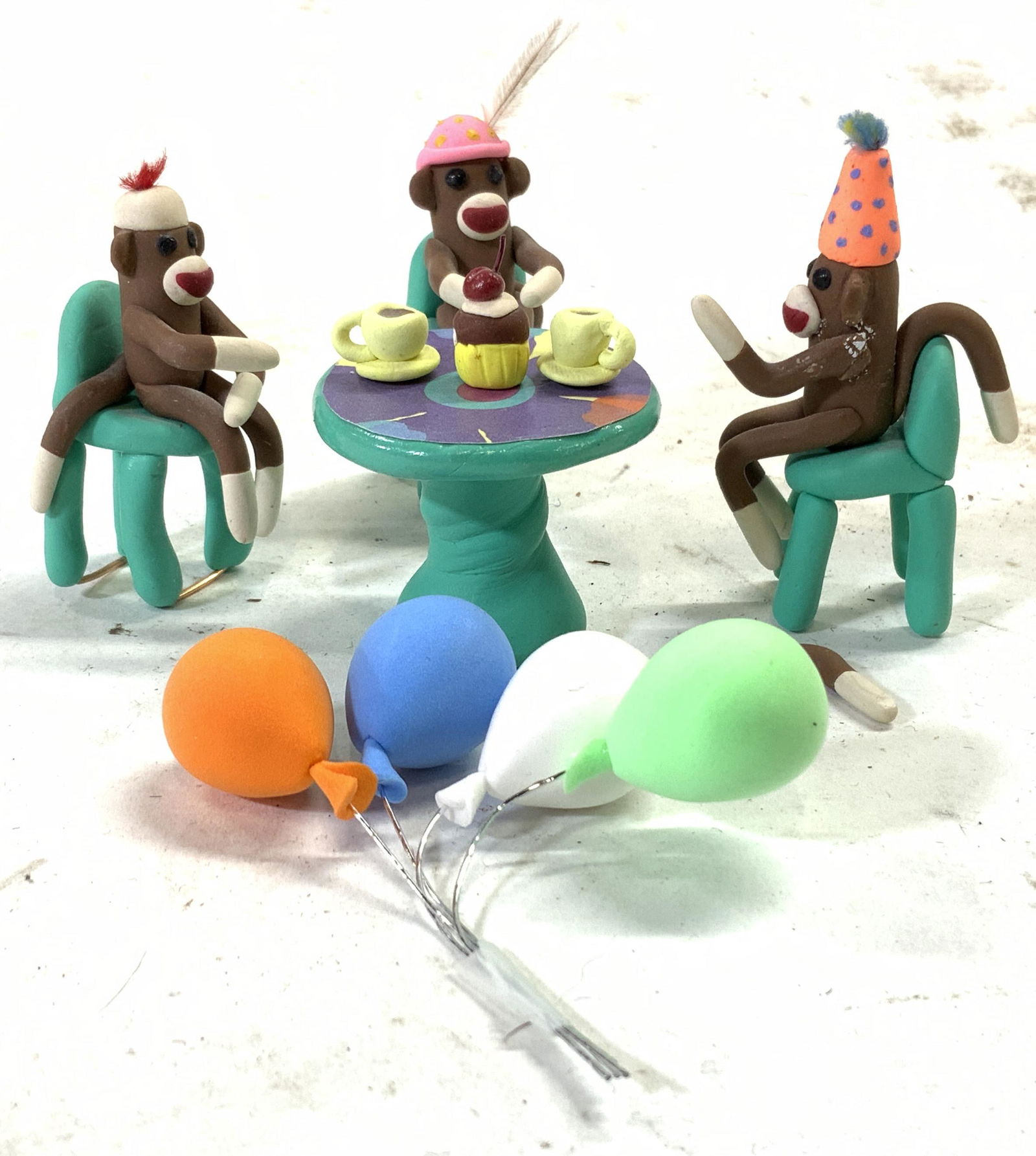 Lot 8 Sock Monkey Figures & More (1 of 6)